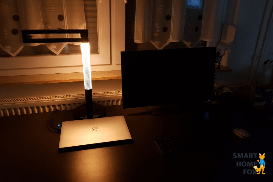 Ambiente Licht der Dyson Lightcycle Morph